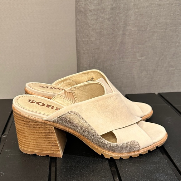 Sorel Shoes - SOREL NADIA KULE CREAM/GOLD SIZE 8 NEW NO TAGS